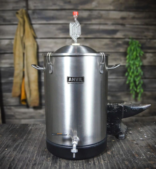 Anvil Bucket Fermenter - 7.5 Gal