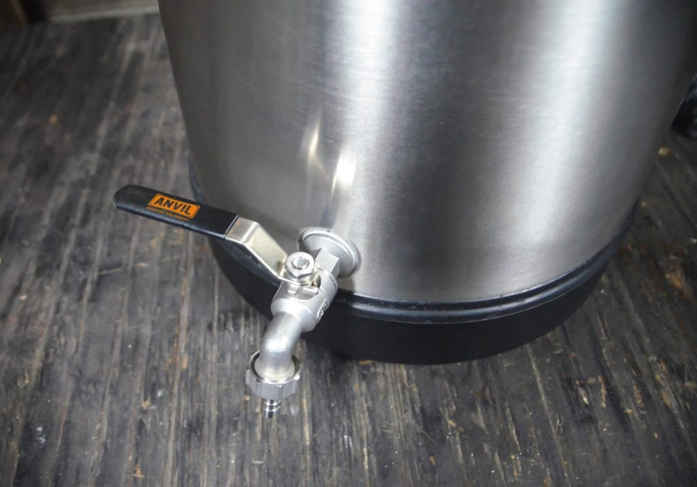 Anvil Bucket Fermenter - 7.5 Gal